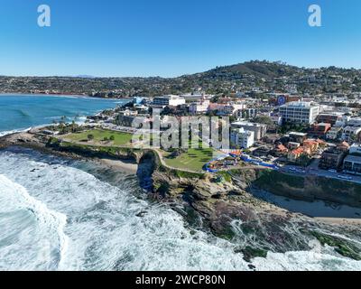Vue aérienne des falaises et du littoral de la Jolla, San Diego, Californie, USA Banque D'Images