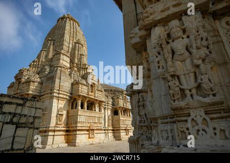 Chittorgarh, Inde - 6 janvier 2024 : Temple Meera et Temple Kumbha Shyam au fort de Chittorgarh à Chittorgarh, Rajasthan, Inde. Banque D'Images