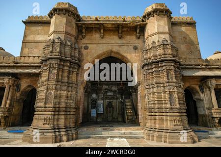 Ahmedabad, Inde - 11 janvier 2024 : Hazrat Harir RA Masjid à Ahmedabad, Gujarat, Inde. Banque D'Images