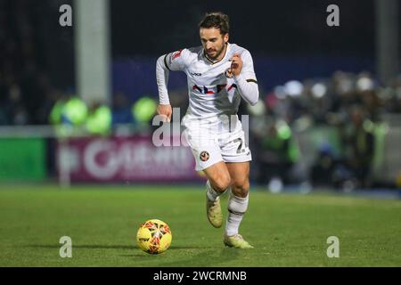 Eastleigh, Royaume-Uni. 16 janvier 2024. Le milieu de terrain du comté de Newport Aaron Wildig (24) en action lors du match de rediffusion du 3e tour Eastleigh FC contre Newport County FC Emirates FA Cup au Silverlake Stadium, Eastleigh, Angleterre, Royaume-Uni le 16 janvier 2024 Credit : Every second Media/Alamy Live News Banque D'Images