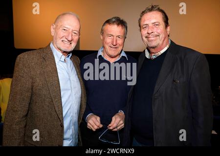 Sepp Schauer, Johann Schuler et Andreas Griebel BEI der Überraschungsmatinee zu Franz Xaver Bogners 75. Geburtstag im Kino Ottobrunn. Ottobrunn, 15.01.2023 *** Sepp Schauer, Johann Schuler et Andreas Griebel lors de la matinée surprise du 75e anniversaire de Franz Xaver Bogners au cinéma Ottobrunn Ottobrunn, 15 01 2023 Foto:XK.xKriegerx/xFuturexImagex bogner 4127 Banque D'Images