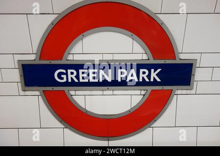 Green Park Underground Station Sign. Banque D'Images