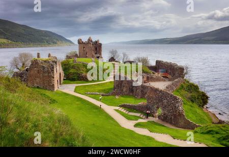 Ruine du château d'Urquhart près du Loch Ness, Écosse Banque D'Images