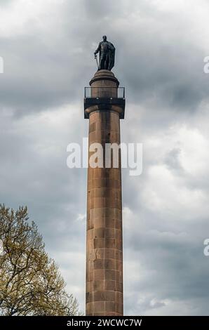 La colonne Duke of York, monument emblématique situé sur le Mall, la route entre Buckingham Palace et Trafalgar Square à Londres, Angleterre, Royaume-Uni Banque D'Images