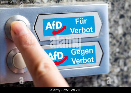 Debatte UM AfD-Verbot, ein Klingelschild zeigt zwei Optionen Symbolbild, composition *** débat sur AfD ban, un signe de sonnette montre deux options image symbole, composition Copyright : xx Banque D'Images