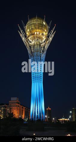 Monument Bayterek - grand peuplier à Astana. Kazakhstan Banque D'Images