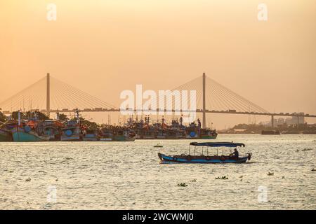 Vietnam, Delta du Mékong, My Tho, pont Rach Mieu sur le Mékong Banque D'Images