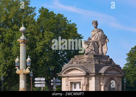 France, Paris, place de la Concorde, maison Gabriel, la ville de Nantes par le sculpteur Louis Denis Caillouette Banque D'Images