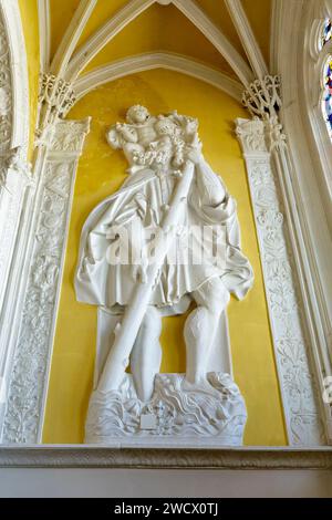 France, Vosges, Charmes, Eglise St Nicolas construite en 1493 dans le style Renaissance, chapelle Saint Hubert également nommée chapelle de la famille Savigny construite en 1537 avec une statue de St Christophe du 18e siècle Banque D'Images