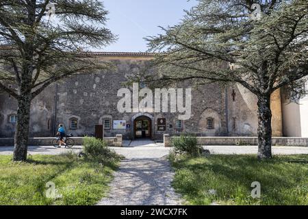 France, Var, Parc naturel régional de la Sainte Baume, Provence verte, massif de la Sainte Baume, Hostellerie de la Sainte Baume Banque D'Images