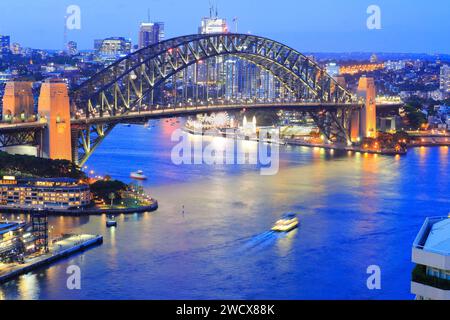 Australie, Nouvelle-Galles du Sud, Sydney, vue depuis Circular Quay sur le pont métallique du port (1932) construit par John Bradfield Banque D'Images