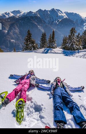 France, Auvergne-Rhône-Alpes, Savoie (département 73), Hauteluce, station de sports d'hiver les saisies, randonnée en raquettes Banque D'Images