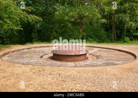 France, Moselle, Veckring, le Grand ouvrage A19 Hackenberg partie fortification de la ligne Maginot, tourelle pour deux lanceurs de bombes de 135 mm Banque D'Images