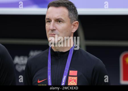 Doha, Qatar. 17 janvier 2024. DOHA, QATAR - JANVIER 17 : l'entraîneur-chef de la Chine Aleksandar Jankovic lors du match de la coupe d'Asie AFC Group A entre le Liban et la Chine au stade Al Thumama le 17 janvier 2024 à Doha, Qatar. Crédit : Sebo47/Alamy Live News Banque D'Images