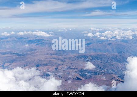 Une vue depuis un avion de la Vallée sacrée près de Cusco dans les Andes au Pérou Banque D'Images