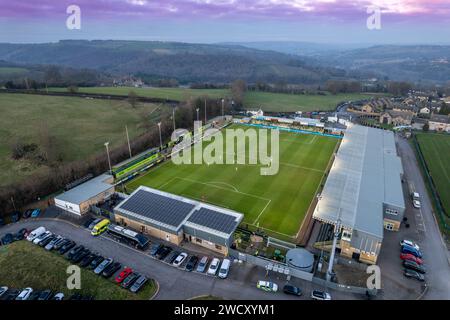 The New Lawn à Nailsworth, dans le Gloucestershire, domicile du club de football Forest Green Rovers, Royaume-Uni Banque D'Images