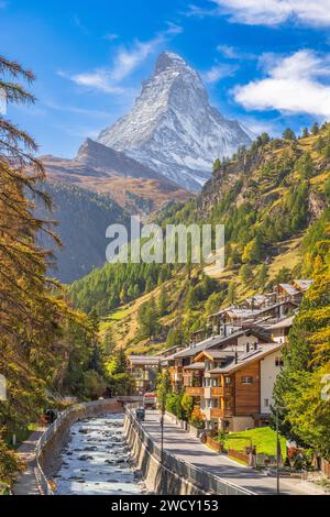 Zermatt, Suisse sur la question Vispa avec le Matterhorn. Banque D'Images