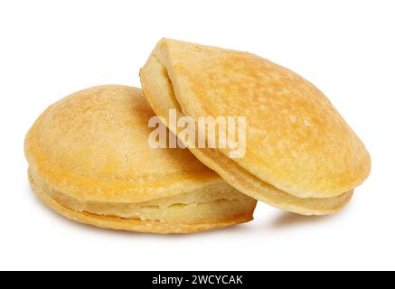 deux morceaux de tartes au fromage isolés Banque D'Images