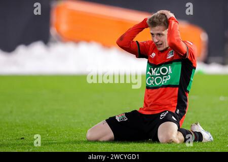 Nijmegen, pays-Bas. 17 janvier 2024. NIJMEGEN, PAYS-BAS - 17 JANVIER : Magnus Mattsson de NEC semble abattu lors du match de la Toto KNVB Cup entre NEC Nijmegen et Go Ahead Eagles au Goffertstadion le 17 janvier 2024 à Nijmegen, pays-Bas. (Photo Broer van den Boom/Orange Pictures) crédit : dpa/Alamy Live News Banque D'Images