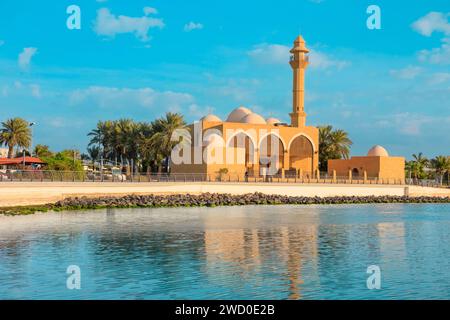 Vue de la mosquée dans une belle plage publique à Djeddah, Arabie Saoudite Banque D'Images