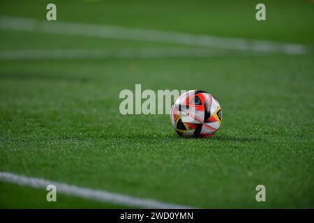 Girona, ESP. 17 janvier 2024. GIRONA FC-RAYO VAYECANO 17 janvier 2024 ballon officiel lors du match entre Girona FC et Rayo Vallecano correspondant au tour de 16 de la coupe du Roi au stade municipal de Montilivi à Gérone, Espagne. Crédit : Rosdemora/Alamy Live News Banque D'Images