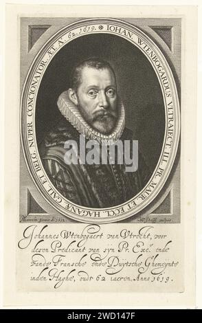 Portrait de Johannes Wtenbogaert à l'âge de 62 ans, Willem Jacobsz Delff, d'après Paulus Moreelse, tirage de 1619 Portrait du pasteur Johannes Wtenbogaert à l'âge de 62 ans, pectoral avec col de moulin et robe, dans un cadre ovale avec inscription latine. Quatre lignes d'inscription latine dans la marge de fin. Delft gravure sur papier fonctionnaires et dignitaires (avec NOM)  églises protestantes épiscopales Banque D'Images