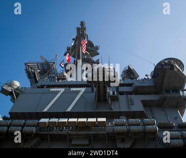 Le porte-avions USS George H. W. Bush arrive à la base navale de Norfolk. Banque D'Images