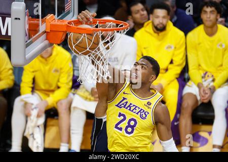 Los Angeles, États-Unis. 17 janvier 2024. Rui Hachimura des Lakers de Los Angeles lors du match de saison régulière de la NBA 2023-2024 entre les Lakers de Los Angeles et les Mavericks de Dallas à Los Angeles, aux États-Unis, le 17 janvier 2024. Crédit : Ringo Chiu/Xinhua/Alamy Live News Banque D'Images