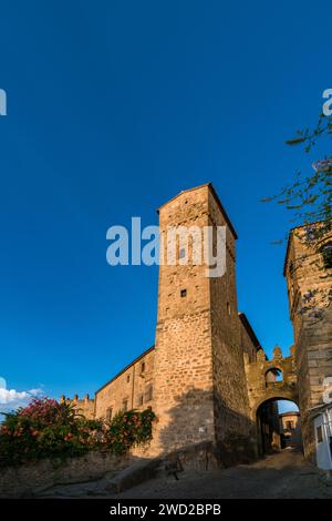 Puerta de Santiago à Trujillo, Estrémadure, Espagne Banque D'Images