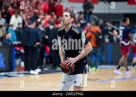 Fabien Causeur attaquant français, joueur du basket du Real Madrid, s'échauffant avant le match UCAM Murcia CB vs REAL MADRID basket, ACB, Endesa Basketball Lea Banque D'Images