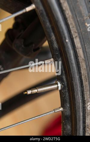 Clé à Vélo Polyvalente En Acier Carbone - Tailles 13 à 19 Mm (modèle 15mm), Outil Compact De Réparation