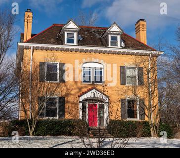 Une ancienne maison en brique dans le quartier de point Breeze à Pittsburgh, Pennsylvanie, États-Unis Banque D'Images