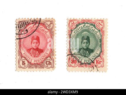 Timbres-poste vintage de Perse (Iran) isolés sur fond blanc. Banque D'Images