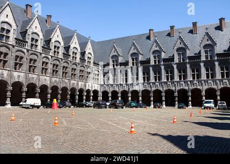 Palais des Princes-Eveques, Palais des Prince-Évêques, aujourd'hui Palais de Justice, place Saint-Lambert, Wallonie, Belgique, Europe Banque D'Images