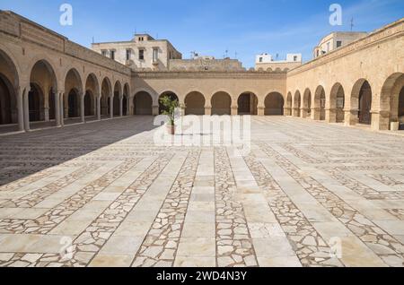 Cour de la Grande Mosquée de Sousse, Tunisie. Banque D'Images