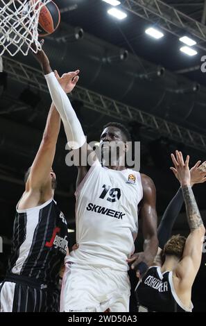 Bologne, Italie. 18 janvier 2024. Youssoupha Fall (LDLC Asvel Villeurbanne) lors du match de championnat Euroleague Segafredo Virtus Bologne vs. LDLC Asvel Villeurbanne. Bologne, le 18 janvier 2024 à Segafredo Arena Credit : Independent photo Agency/Alamy Live News Banque D'Images