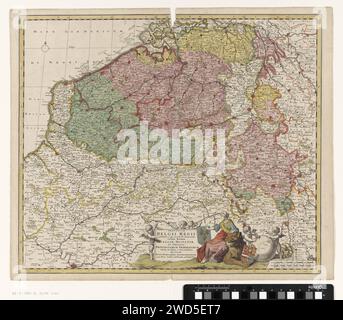 Carte des pays-Bas du Sud, Jan Luyken (possible), 1696 - 1701 imprimer carte des pays-Bas du Sud, avec au milieu d'un cartouche avec le titre et l'adresse de publication. A la cartouche quelques putti, dont deux sont à un globe, sur lequel 'Belgium Regii'. Entre les putti une jeune femme sur le dos d'un lion. La femme et le lion tiennent tous les deux un blason. Amsterdam papier gravure / cartes au pinceau de différents pays ou régions. cupidons : 'amores', 'amoretti', 'putti'. compas. Sphère armillaire, globe céleste squelette du sud des pays-Bas Banque D'Images