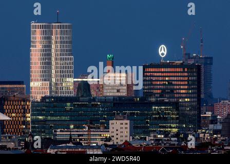 Berlin City West avec le Walldorf Astoria Hotel, le bâtiment Upper West et le Europa Centre, 23.08.2023 Banque D'Images