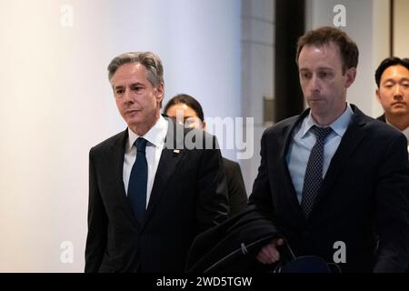 Washington, États-Unis. 18 janvier 2024. Le secrétaire d'État Antony Blinken part après une séance d'information à huis clos avec le comité sénatorial des relations étrangères au Capitole des États-Unis à Washington, DC, le jeudi 18 janvier 2024. Photo Bonnie Cash/UPI crédit : UPI/Alamy Live News Banque D'Images