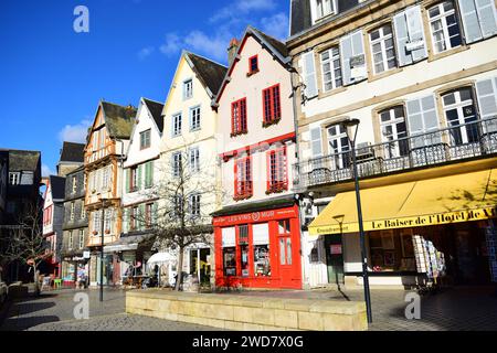 Rangée de vieilles maisons historiques, Morlaix Montroulez, Finistère, Bretagne Bretagne, France. Le vieux quartier au centre de la ville. Banque D'Images