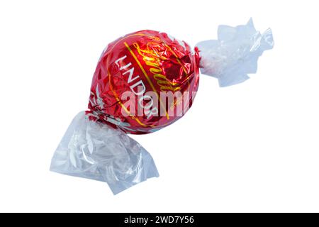 Le chocolat Lindt Lindor isolé sur fond blanc Banque D'Images