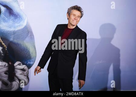 Milan, Italie. 18 janvier 2024. Willem Dafoe assiste au photocall pour la première italienne de ''Povere Creature!'' À Milan, Italie, le 18 janvier 2024. (Photo Alessandro Bremec/NurPhoto) crédit : NurPhoto SRL/Alamy Live News Banque D'Images