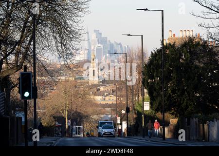 Vu à mi-chemin Knights Hill SE27 est un paysage urbain du quartier financier de la capitale, le 18 janvier 2024, à Londres, en Angleterre. Banque D'Images