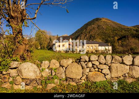 Sant Feliu de Barruera , Vallée de Bohí (la Vall de Boí) région catalane d'Alta Ribagorza, province de Lérida, Espagne Banque D'Images