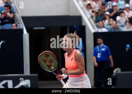 Melbourne Park, Melbourne, Victoria, Australie. 20 janvier 2024. Australian Open tennis Championship Day 7 ; Jasmine Paolini (ITA) célèbre à la fin de leur match de troisième tour contre Anna Blinkova crédit : action plus Sports/Alamy Live News Banque D'Images