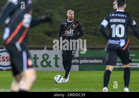 Deinze, Belgique. 19 janvier 2024. Denis Prychynenko (13 ans) de KMSK Deinze photographié lors d'un match de football entre KMSK Deinze et Lierse Kempenzonen lors de la 18e journée de la saison Challenger Pro League 2023-2024, le vendredi 19 janvier 2024 à Deinze, Belgique . Crédit : Sportpix/Alamy Live News Banque D'Images