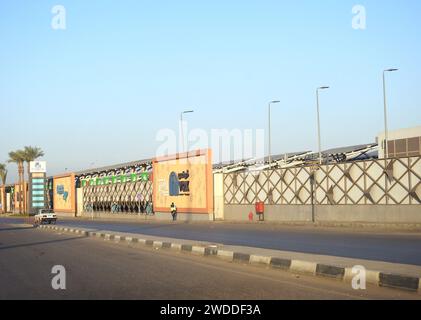 Le Caire, Egypte, janvier 6 2024 : Carrefour City Center Egypt, une multinationale française de vente au détail et de gros dont le siège social est à Massy, France, a Banque D'Images