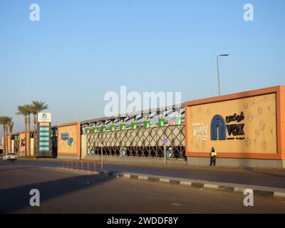 Le Caire, Egypte, janvier 6 2024 : Carrefour City Center Egypt, une multinationale française de vente au détail et de gros dont le siège social est à Massy, France, a Banque D'Images