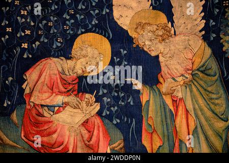 France, Maine-et-Loire, Angers, le château des ducs d'Anjou, la tapisserie de l'Apocalypse, Saint Jean et l'Ange Banque D'Images