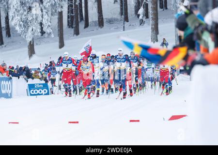 Oberhof, Deutschland. 20 janvier 2024. das Starterfeld am Birx-Steig, 20.01.2024, Oberhof (Deutschland), FIS Cross Country World Cup Oberhof 2024 crédit : dpa/Alamy Live News Banque D'Images